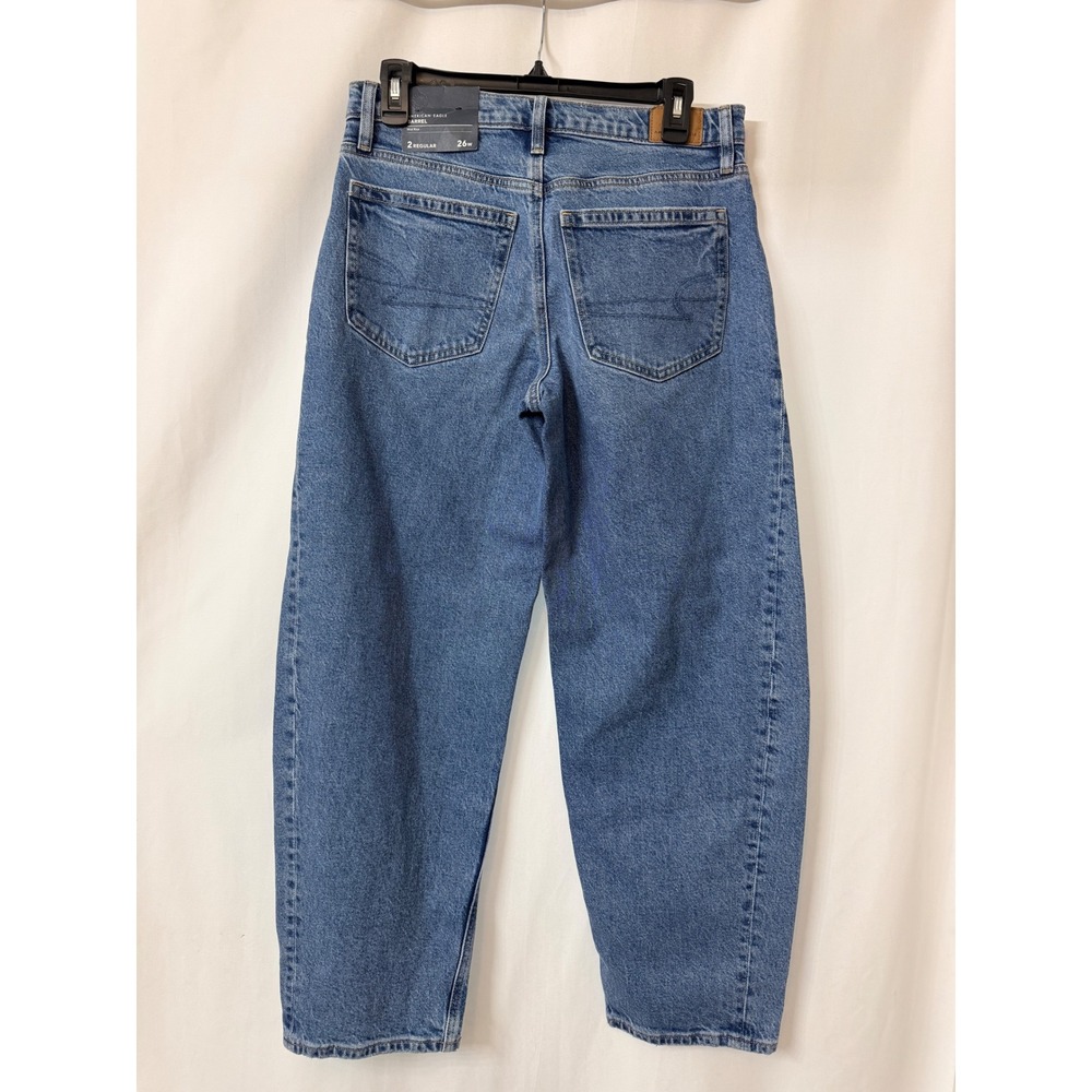 American Eagle Barrel Mid-Rise Stretch Jeans Tinted Medium Wash 2 Regular NWT - Picture 2 of 5